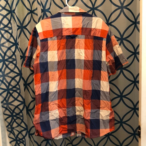 Short sleeve button down - Picture 2 of 2